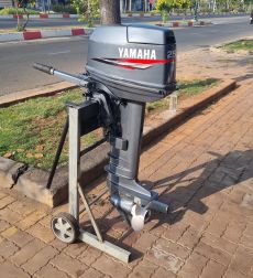 Động cơ yamaha 25 cv