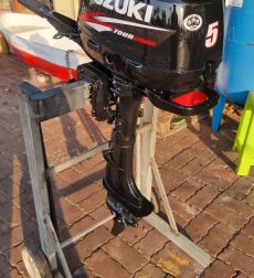 Suzuki 5 hp 4 stroke